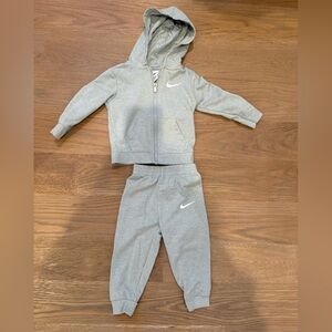 Nike Light Gray Zip-Up Hoodie